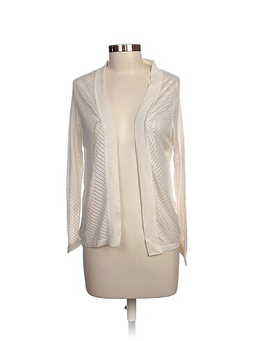 H&M Bluz %70 İndirimli.