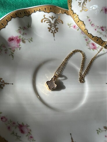 American Vintage Gold renk model kolye