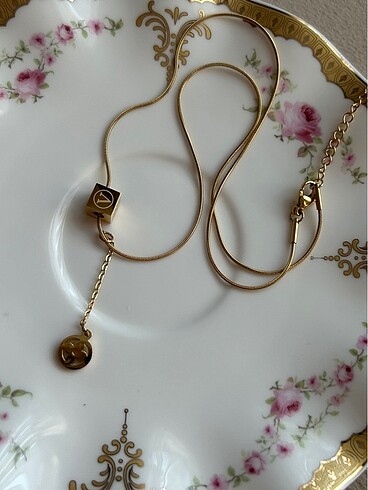 American Vintage Gold model kolye