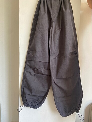 Paraşüt pantolon Stradivarius
