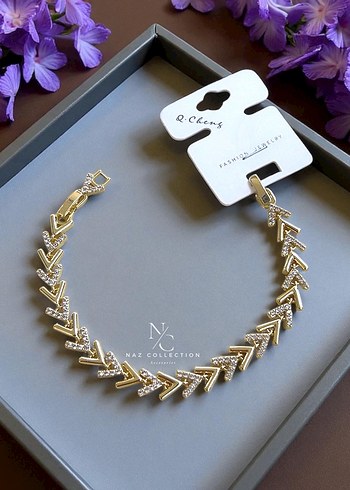 Beden Özel seri 14k gold renk taşlı kılçık model bileklik