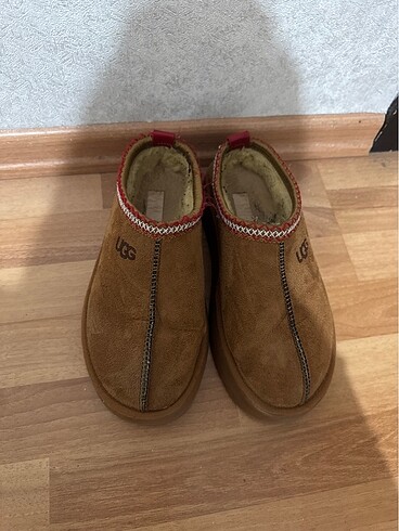 Ugg terlik