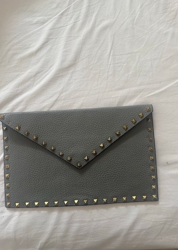 Beden Valentino clutch