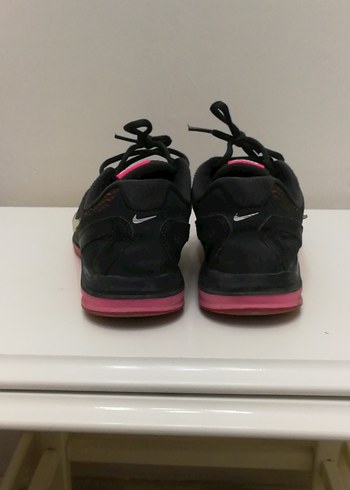 Siyah-Pembe Bağcıklı Kadın Spor Ayakkabı - Görsel 4