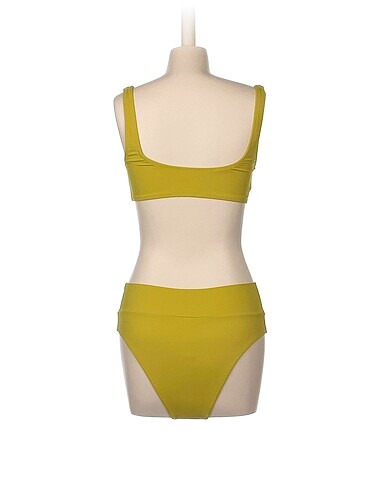 36 Beden Trendyol & Milla Bikini %70 İndirimli.