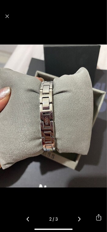 Guess Guess saat