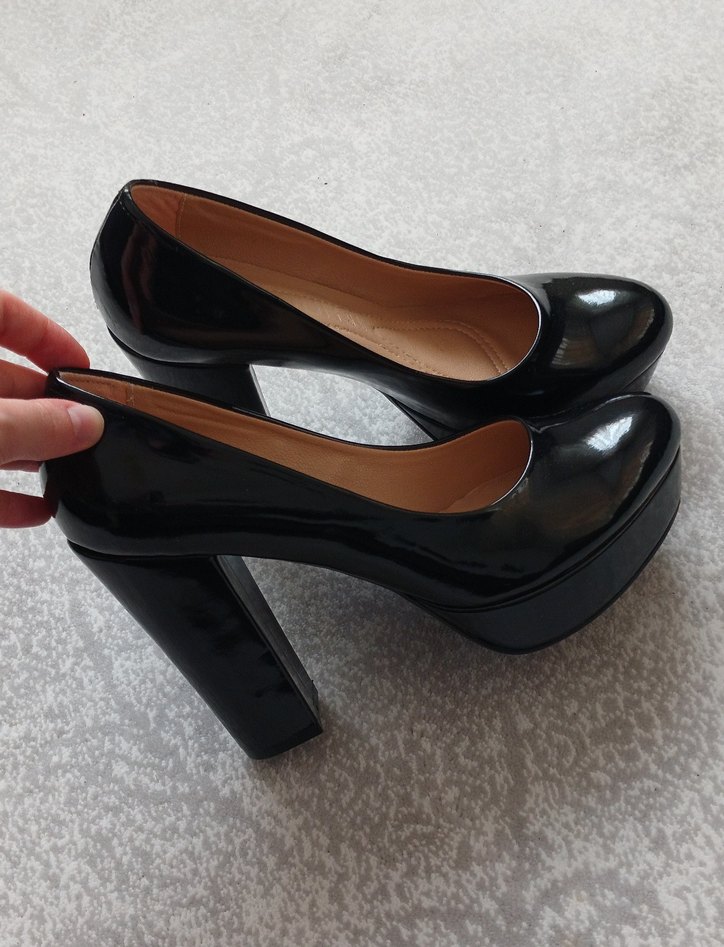 Kadın Parlak Siyah Platform Topuklu Ayakkabı - Görsel 2