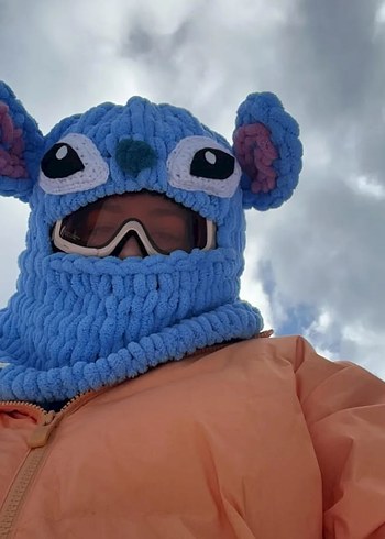 Puffy Pie Stitch Balaclava
