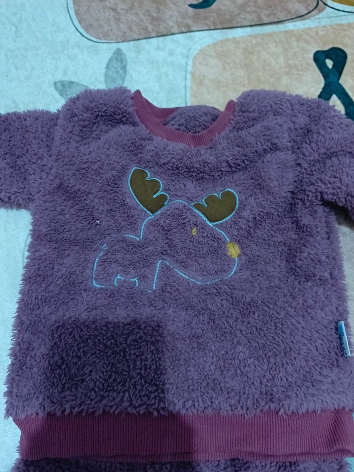 Mor Nakışlı Çocuk Polar Pijama Takımı - Görsel 2