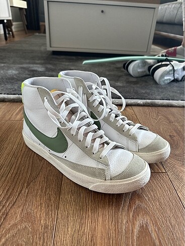 Nike blazer mid ?77 kadın beyaz spor ayakkabı
