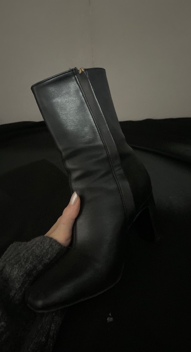 Siyah Deri Stiletto Topuklu Gotik Kadın Bot - Görsel 2