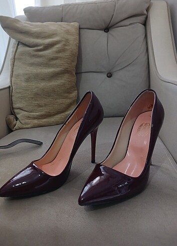 Bordo Stilletto 