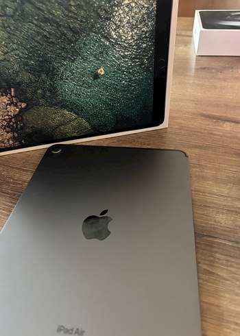 Gri iPad Air 5. Nesil 256 GB Tablet - Görsel 10