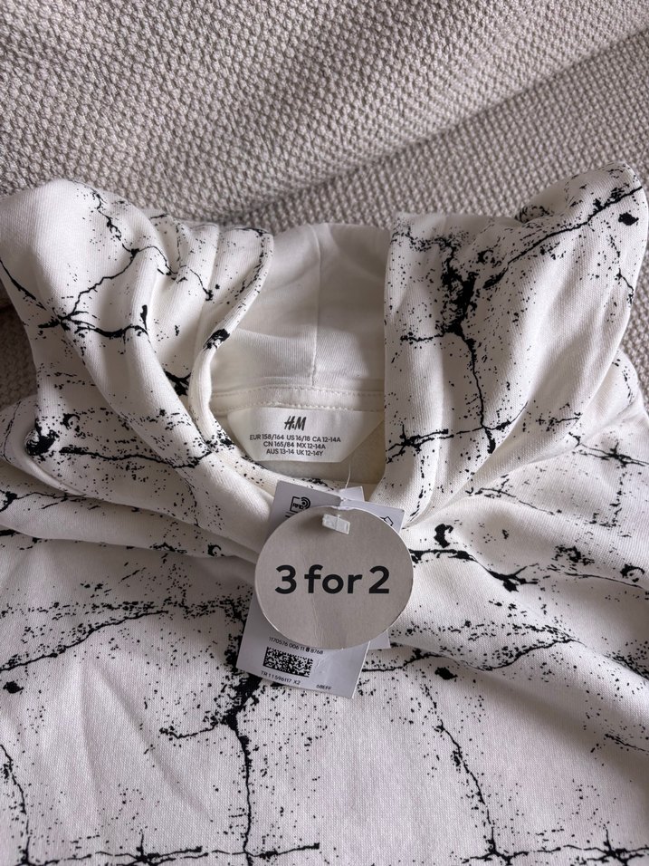 H&M Etiketli Sıfır Desenli Uzun Kol Sweat - Görsel 4