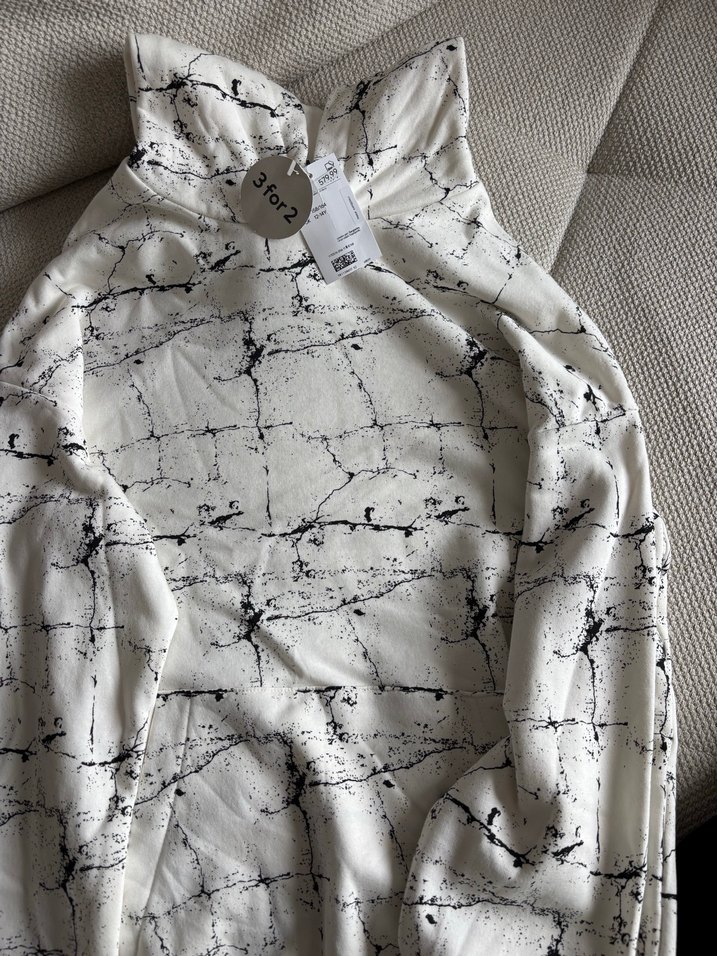 H&M Etiketli Sıfır Desenli Uzun Kol Sweat - Görsel 5