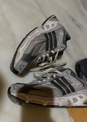 Adidas Gri Bağcıklı Kadın koşu Spor Ayakkabı - Görsel 5