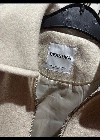xs Beden ten rengi Renk Bershka yumuşak crop ceket