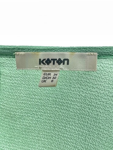 34 Beden yeşil Renk Koton Bluz %70 İndirimli.