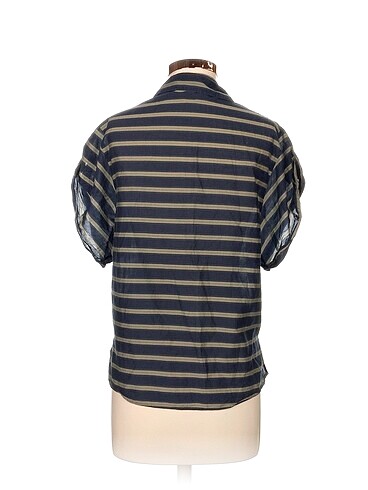 36 Beden Massimo Dutti Gömlek %70 İndirimli.