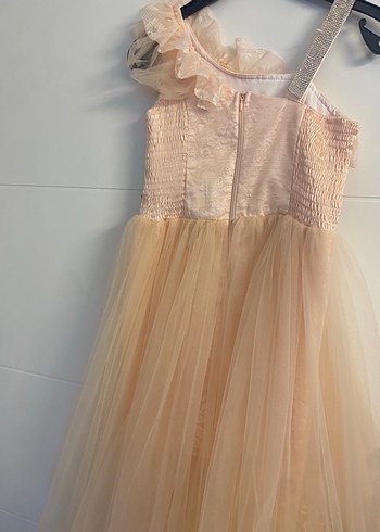 Zara Bej Nakışlı Straplez Kız Elbisesi
