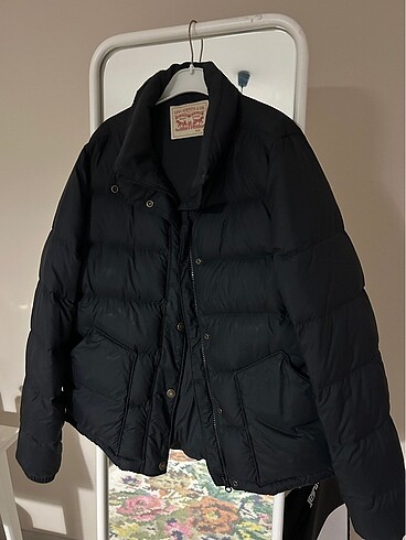 Levi's Mont