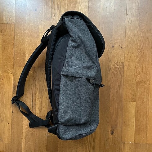 Eastpak Eastpak laptop gözlü çanta