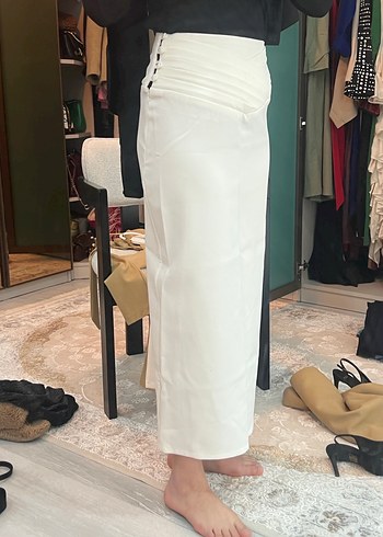 Beyaz Drapeli Uzun Kadın Etek - Görsel 2