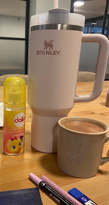 Diğer pembe stanley