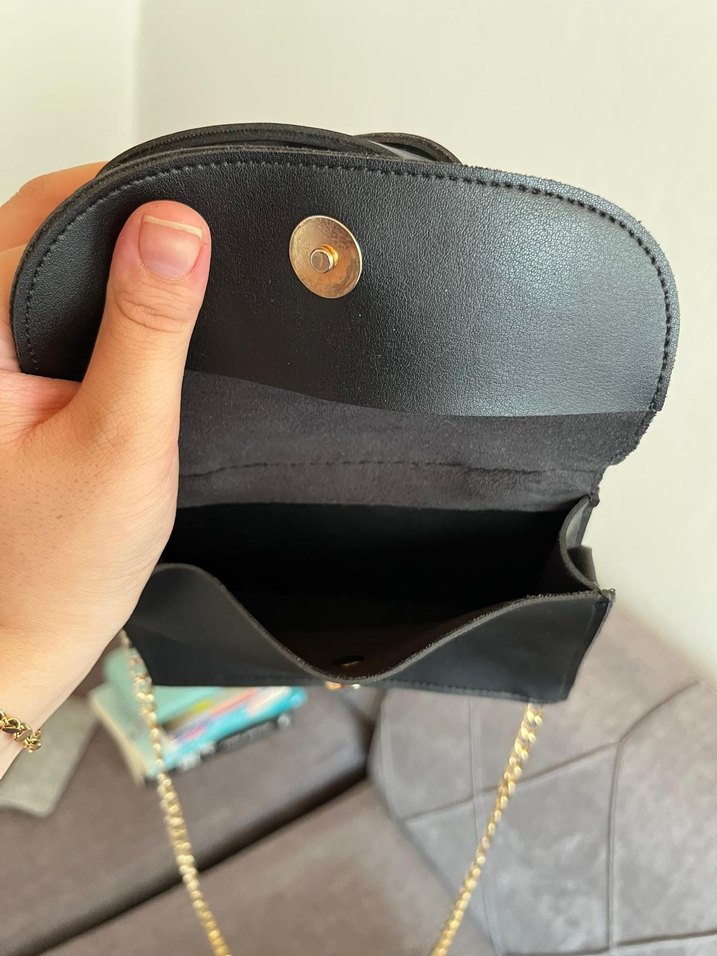 Zincir Detaylı Siyah Deri Yılan Desenli Kadın Çanta - Görsel 3