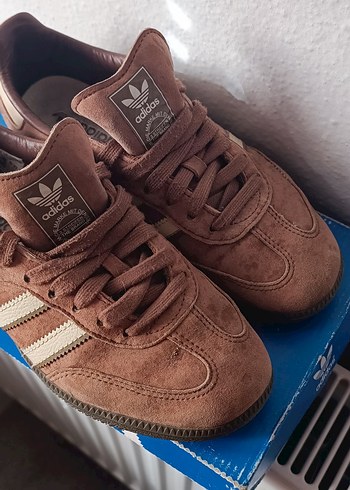 Kadın Kahverengi Süet Adidas Spor Ayakkabı - Görsel 2