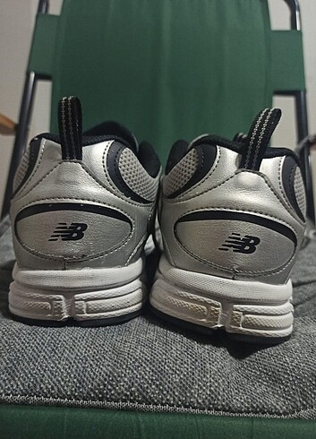 44 Beden New Balance 408 Gri