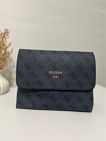 Guess siyah çanta
