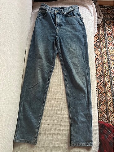 Lc waikiki mom jean