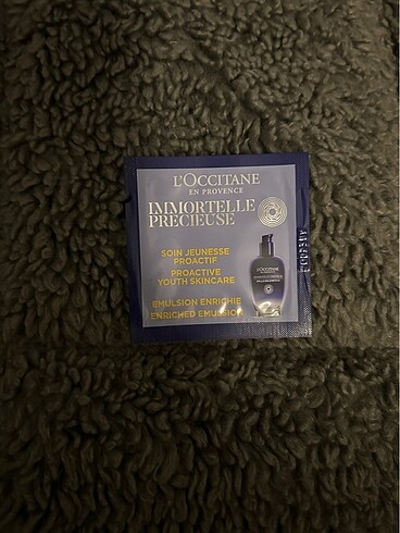 Loccitane Reset Serum