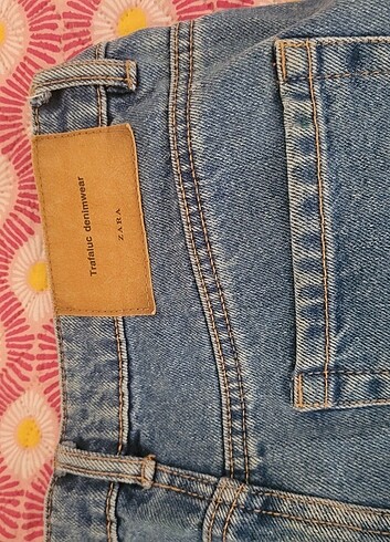 Zara mom jean