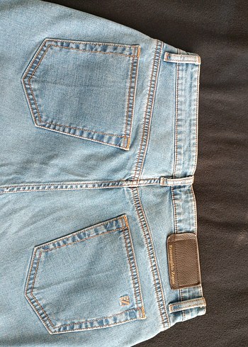 Ermenegildo Zegna (EZ)  lüks/üst segment  - Görsel 4