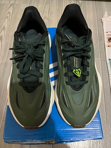 Adidas Adidas Ozweego Celox