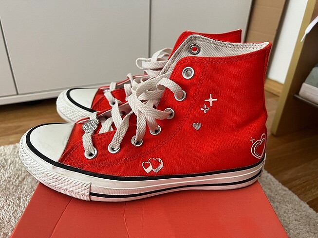 Converse Sevgililer Günü Koleksiyonu