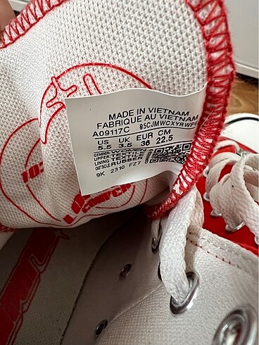 36 Beden Converse Sevgililer Günü Koleksiyonu