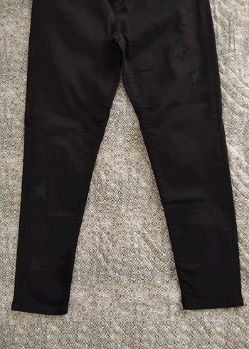 Siyah Nakışlı Kot Pantolon - Görsel 7