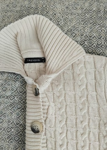 Krem Rengi Crop Hırka - Görsel 4