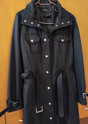 Siyah Kemerli Uzun Trençkot - Görsel 2