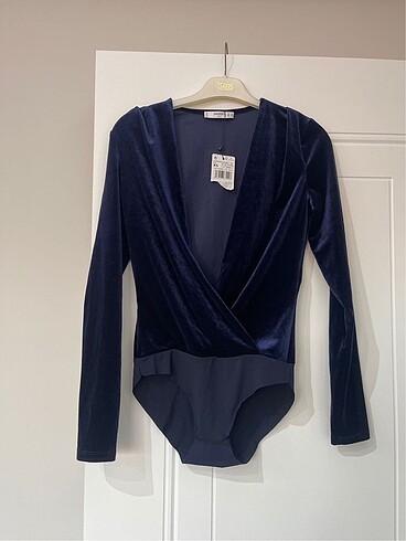 Mango Body kadife lacivert rengi yeni XS Bedendir
