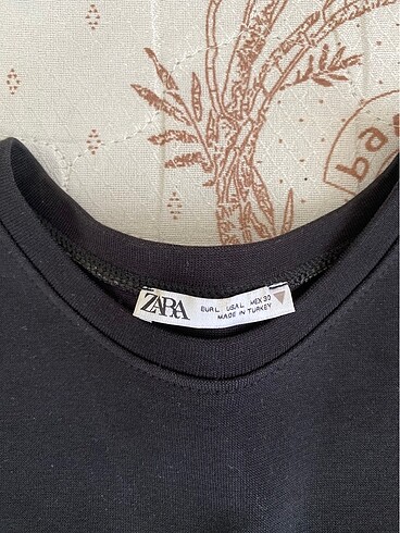 l Beden Siyah crop body