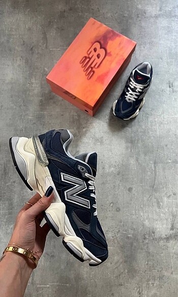 42 Beden mavi Renk New Balance 9060 Navy White 42 Numara