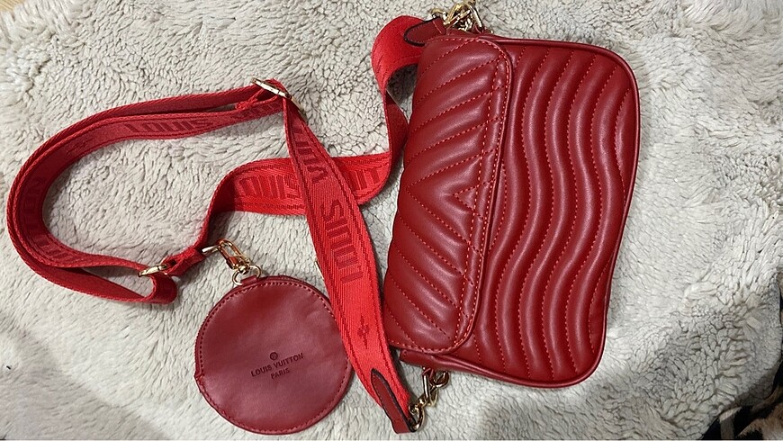 Beden Louis vuitton kol çantası