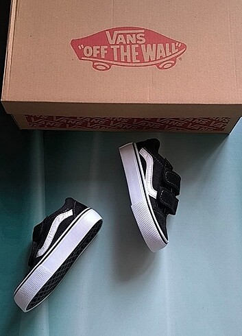 26 Beden VANS OLD SKOLL ÇOCUK AYAKKABI 
