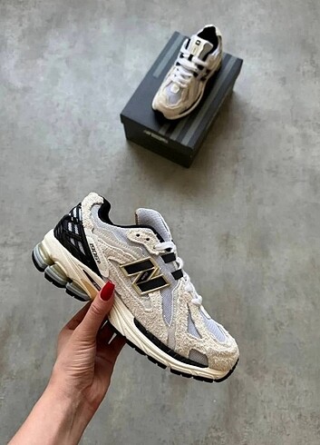 New Balance PROTECTION PACK 1906 REFLECTION