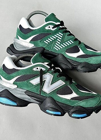 New Balance New New Balance 9060 'Forest Green'