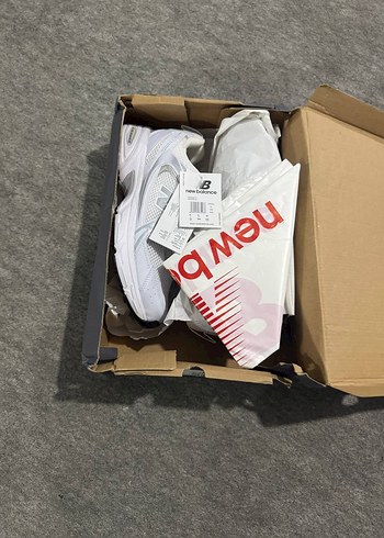 43 Beden beyaz Renk New Balance 530 White